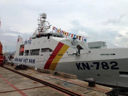 Bàn giao tàu KN-782 cho lực lượng kiểm ngư Việt Nam 2