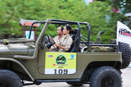 D&agrave;n xe Offroad "khuấy đảo" Hạ Long 11