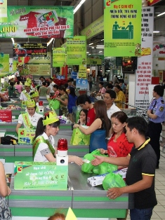 Tưng bừng khuyến m&atilde;i dịp t&acirc;n ni&ecirc;n  1