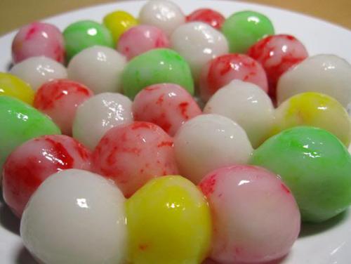 Đẹp m&ecirc; hồn với b&aacute;nh tr&ocirc;i phong thủy 2