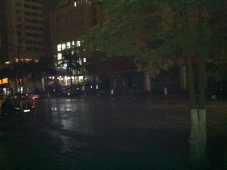 L&yacute; giải hiện tượng tối đen giữa ban ng&agrave;y ở Hạ Long 1