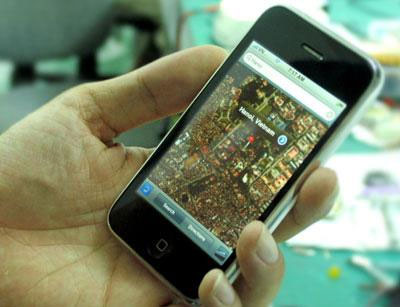 Điện thoại loại n&agrave;o dễ bị c&agrave;i phần mềm nghe l&eacute;n nhất?  1