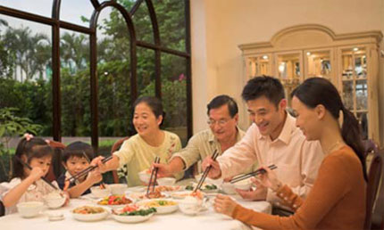 Để bữa cơm tất niên không trở thành cuộc chiến 1