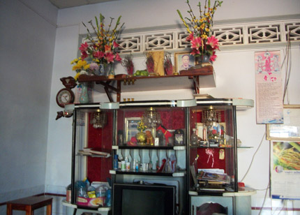 Hung thần trong chiếc m&aacute;y h&aacute;t 1