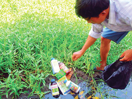 13 triệu tấn r&aacute;c "bao v&acirc;y" khu vực n&ocirc;ng th&ocirc;n 1