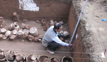 Đền Voi Phục, H&agrave; Nội: Nh&agrave; khoa học đang &ldquo;b&oacute; tay&rdquo; với kiến tr&uacute;c lạ  1