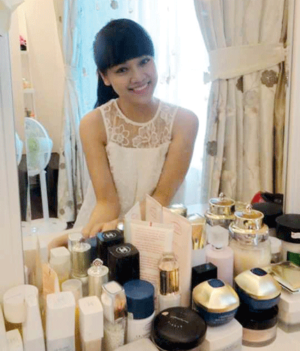 Ca sĩ Hoài Thu: Nếu chiều bố mẹ, tôi đã có tới 2 baby rồi 3