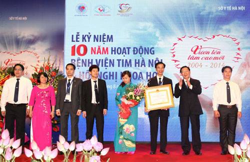 BV Tim H&agrave; Nội: Thầy thuốc nhũng nhiễu bệnh nh&acirc;n sẽ bị đuổi việc 1