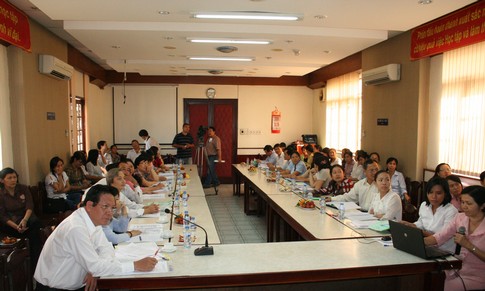 Giới thiệu & khuyến khích khai thác kho dữ liệu dân số điện tử 4 Giới thiệu & khuyến khích khai thác kho dữ liệu dân số điện tử 4