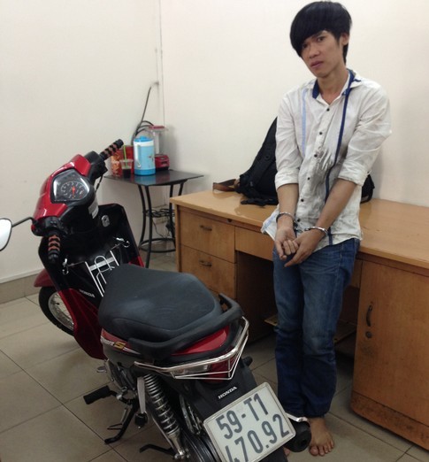 CSGT B&agrave;n Cờ bắt cướp 1