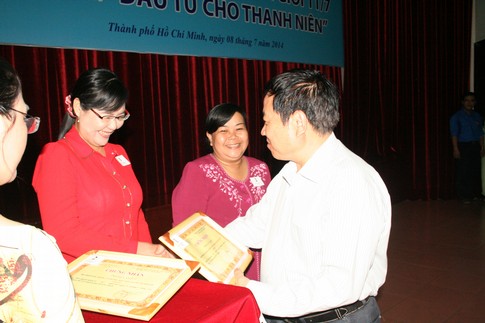 Tổng cục trưởng Dương Quốc Trọng thăm và làm việc tại TPHCM 4 Tổng cục trưởng Dương Quốc Trọng thăm và làm việc tại TPHCM 4