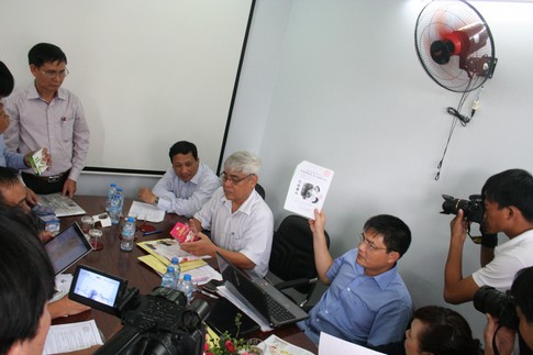 Bộ trưởng Nguyễn Thị Kim Tiến gi&aacute;m s&aacute;t hoạt động thanh tra y tế TPHCM 2