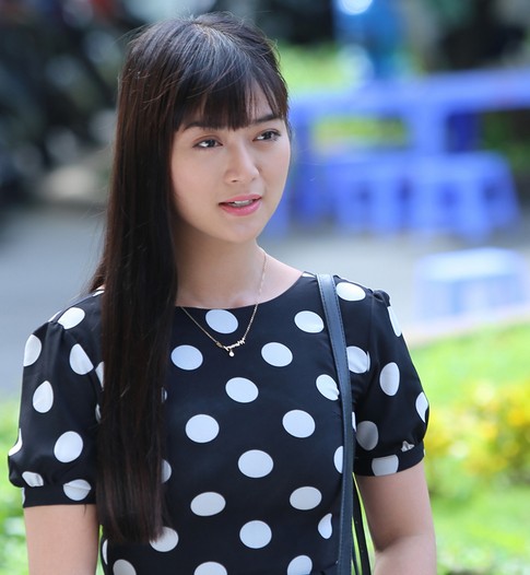 Thanh Trúc đẹp dịu dàng trong vai cô giáo ngoại thành 1