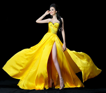 Ngắm trang phục dạ hội của Diễm Hương ở Miss Universe  2