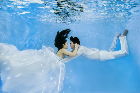 Người mẫu Trúc Diễm chụp ảnh cưới dưới nước 4