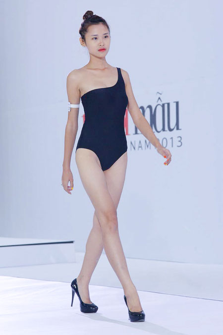 Đôi tình nhân học hai trường Đại học ở Next Top Model 5