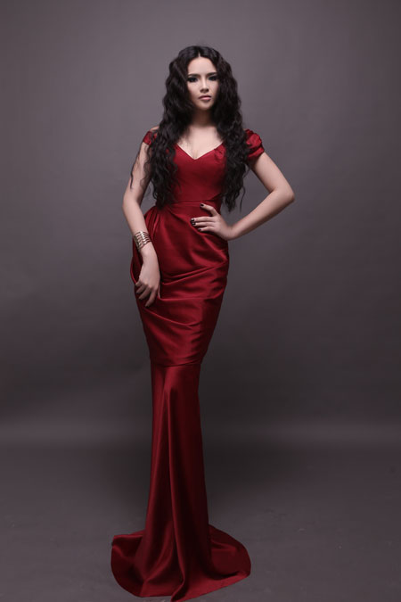 Trang phục đêm chung kết Hoa hậu thế giới của Lại Hương Thảo có gì đặc biệt? 5