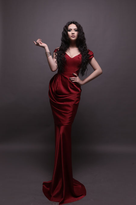 Trang phục đêm chung kết Hoa hậu thế giới của Lại Hương Thảo có gì đặc biệt? 6