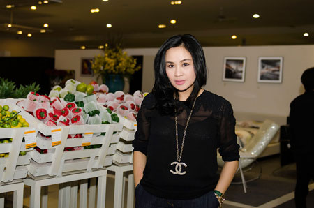 Hoa hậu Thùy Lâm và chồng nổi bật giữa dàn sao ở Hà Nội 13