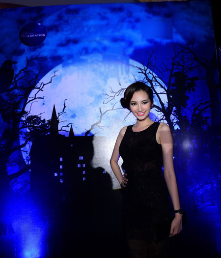 Phương Mai-Trúc Diễm gợi cảm trong lễ Halloween 6