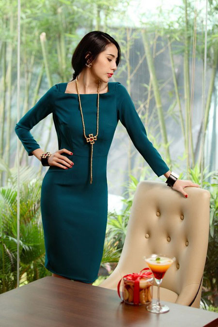 Thủy Ti&ecirc;n khoe lưng trần v&agrave; h&igrave;nh xăm mới 7