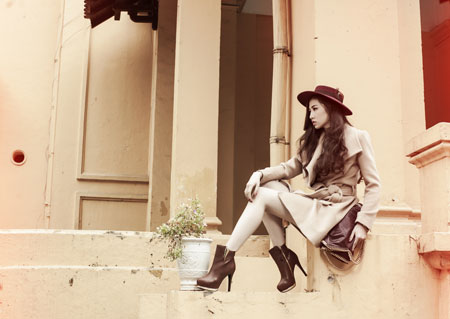 Phong c&aacute;ch thời trang đường phố "cực chất" của &Aacute; hậu T&uacute; Anh 2