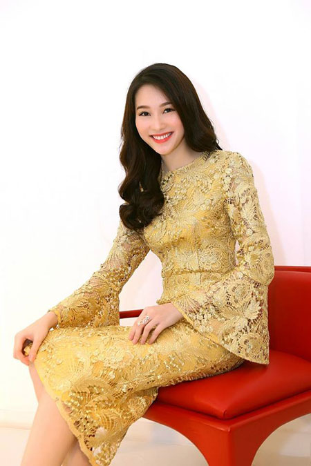 Hoa hậu Đặng Thu Thảo xinh đẹp trong thiết kế của Đỗ Mạnh Cường 1