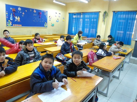 H&agrave; Nội: Quy định cho học sinh nghỉ học khi trời lạnh dưới 10 độ C l&agrave; bất hợp l&yacute; 2