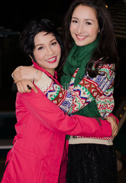 Mỹ Linh, Ngọc Trinh và “lời nguyền” mẹ ghẻ con chồng 1 Mỹ Linh, Ngọc Trinh và “lời nguyền” mẹ ghẻ con chồng 1