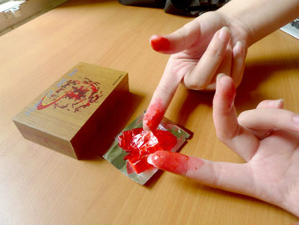 Gặp họa v&igrave; 'cứu v&atilde;n trinh tiết' bằng m&agrave;ng trinh nh&acirc;n tạo  2