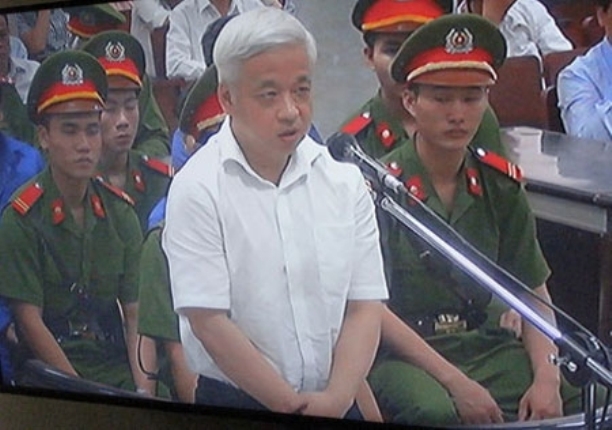 Chiều nay bầu Ki&ecirc;n đi về đ&acirc;u? 3