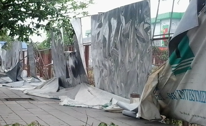 H&agrave; Nội: Một ng&agrave;y sau trận lốc kinh ho&agrave;ng 6