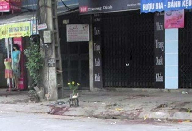 Gã giang hồ cộm cán bị kẻ tiểu tốt vô danh truy sát kinh hoàng 1 Gã giang hồ cộm cán bị kẻ tiểu tốt vô danh truy sát kinh hoàng 1