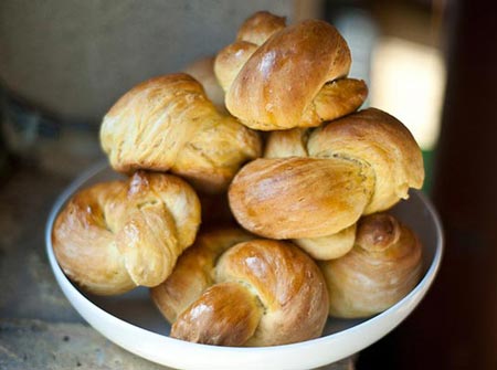 N&oacute;ng gi&ograve;n b&aacute;nh khoai lang nướng  1