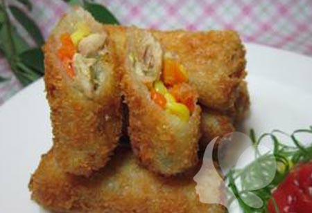 Gi&ograve;n thơm nem g&agrave; chi&ecirc;n x&ugrave; 2