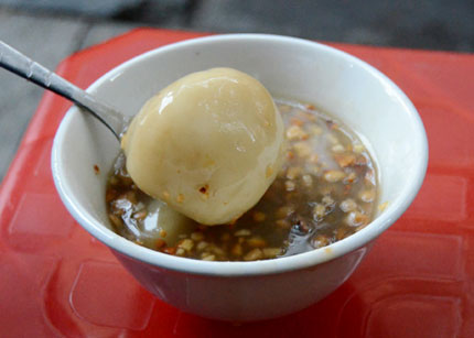 Qu&agrave; vặt sưởi ấm trời đ&ocirc;ng H&agrave; Nội 2