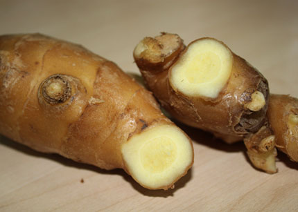 C&aacute;ch khử m&ugrave;i h&ocirc;i cho vật dụng bếp 1