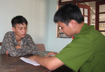 Giết bạn g&aacute;i v&igrave; m&acirc;u thuẫn l&uacute;c "y&ecirc;u" nhau 1