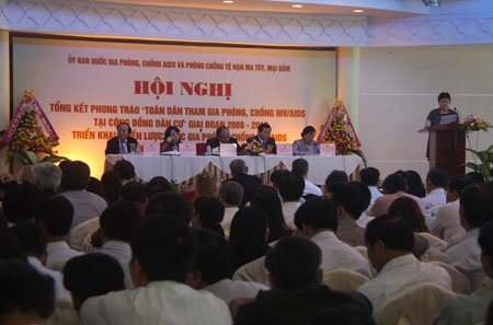 To&agrave;n d&acirc;n tham gia ph&ograve;ng, chống HIV/AIDS mới th&agrave;nh c&ocirc;ng! 6