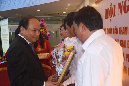 To&agrave;n d&acirc;n tham gia ph&ograve;ng, chống HIV/AIDS mới th&agrave;nh c&ocirc;ng! 5
