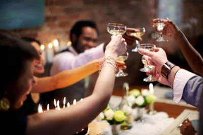 Mắc bệnh từ &ldquo;b&agrave;n tiệc&rdquo; 1