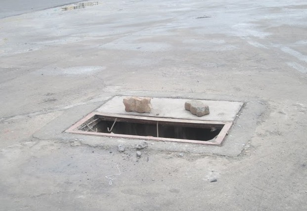 H&agrave; Nội:  Những c&aacute;i bẫy "chết người" tr&ecirc;n đường 6