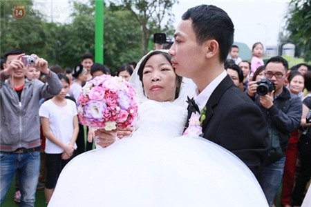 "Gi&agrave;nh giật" hạnh ph&uacute;c... cả khi c&aacute;i chết cận kề 1