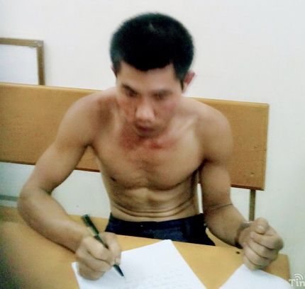 Đ&aacute;nh chết b&agrave; n&ocirc;ị v&igrave; kể tội xấu với người t&igrave;nh 2