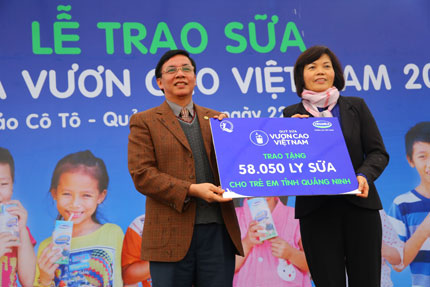 Quỹ sữa Vươn cao Việt Nam vươn xa mọi miền tổ quốc 2