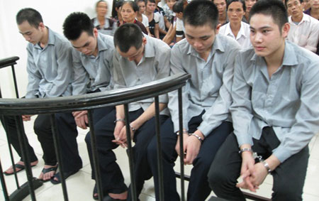 Kẻ giúp bạn đánh ghen nhận án tử 1