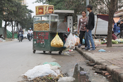 Người dân vô tư “ăn bẩn” 2