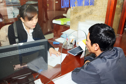 Ng&agrave;y cuối của huyện Từ Li&ecirc;m:  Vi&ecirc;n chức tăng ca, l&agrave;m việc hết c&ocirc;ng suất 7
