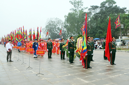 Trang nghi&ecirc;m lễ d&acirc;ng hương tưởng nhớ c&aacute;c Vua H&ugrave;ng 2