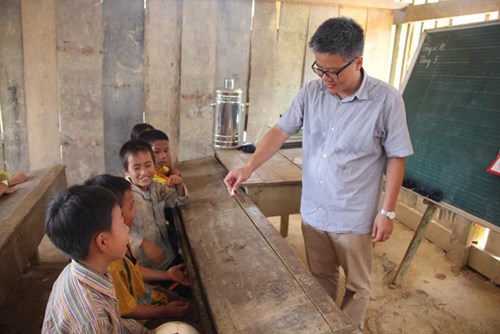 Những bức h&igrave;nh khiến mọi người đẫm lệ tuần qua 3